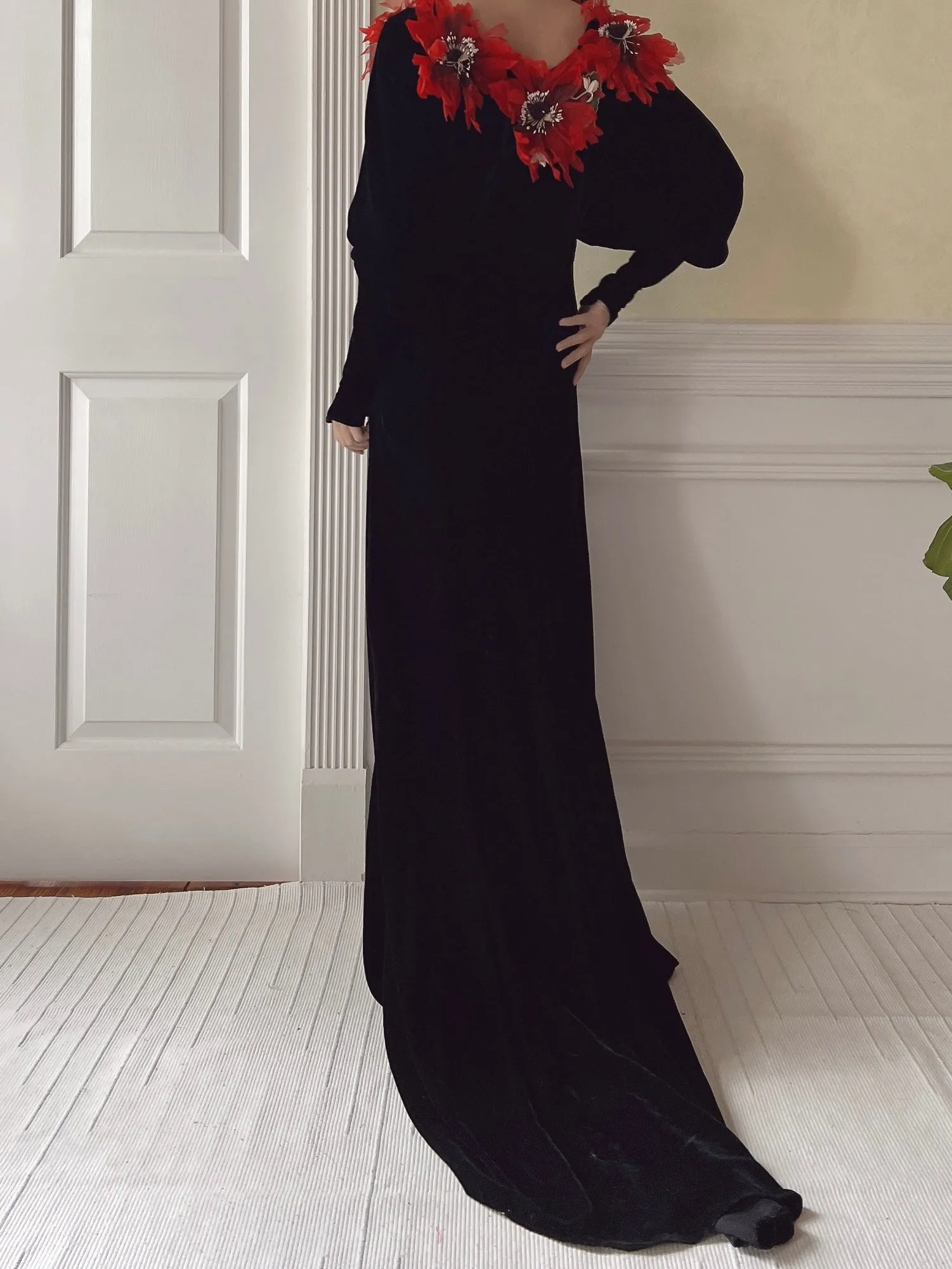 1930s Silk Velvet Gown - S/M