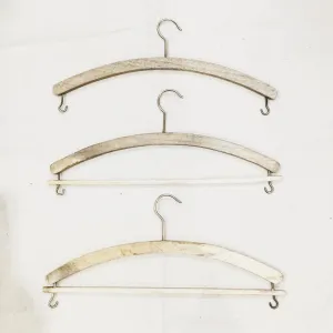 Mango Wood Clothes Hanger - set of 4