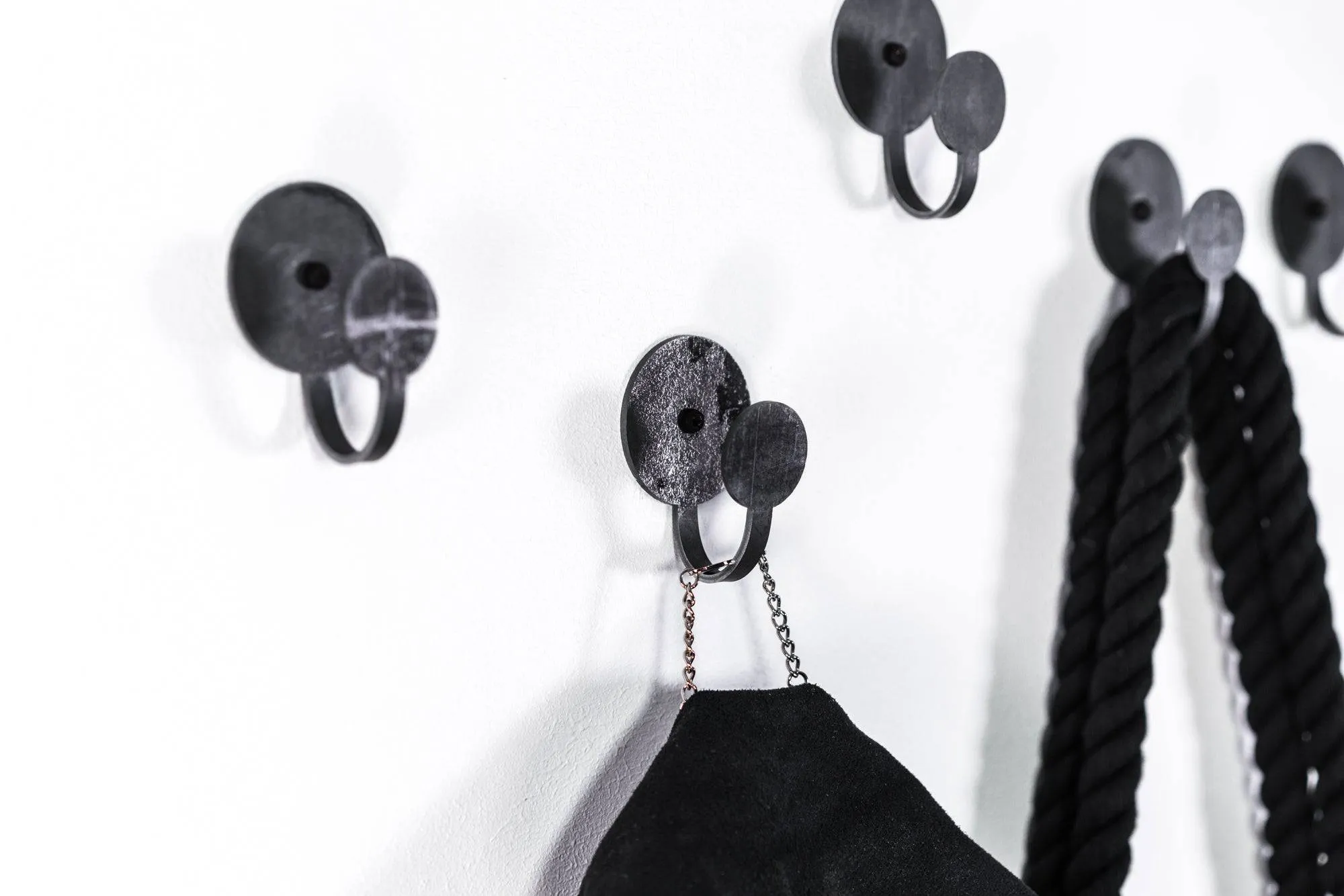 Metal wall hooks Circle, Modern hangers for bathroom