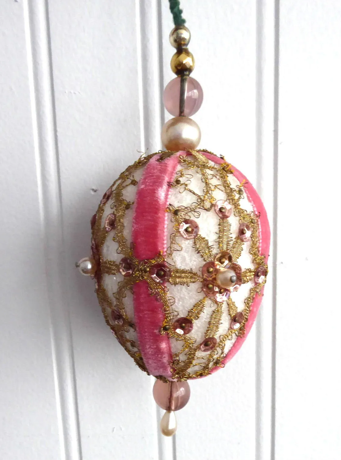 Set 1950s Beaded Christmas Tree Ornaments 3 Pink Aqua Gold Bullion Lace 1950s Mercury Glass Beads