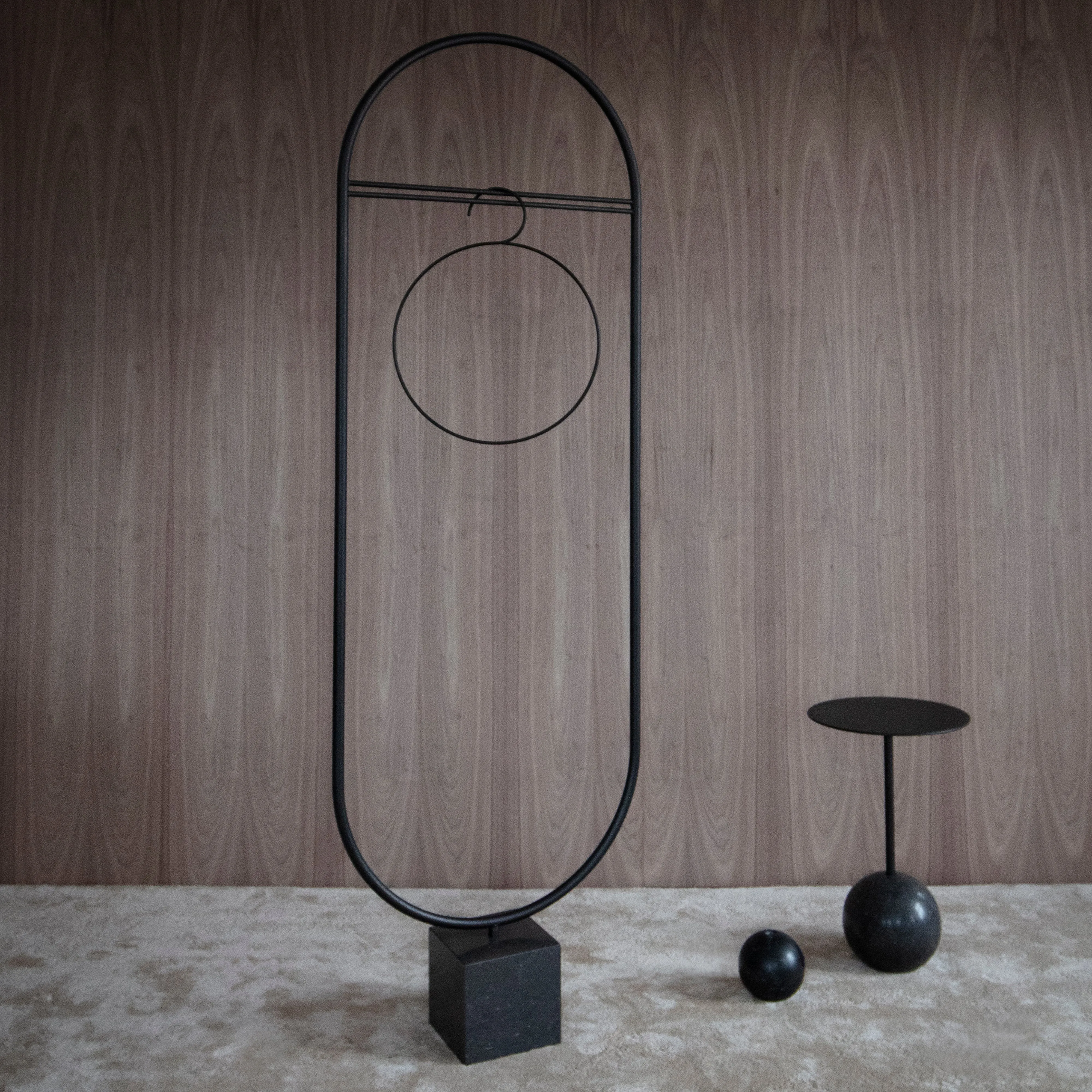 Stand Out Coat Stand