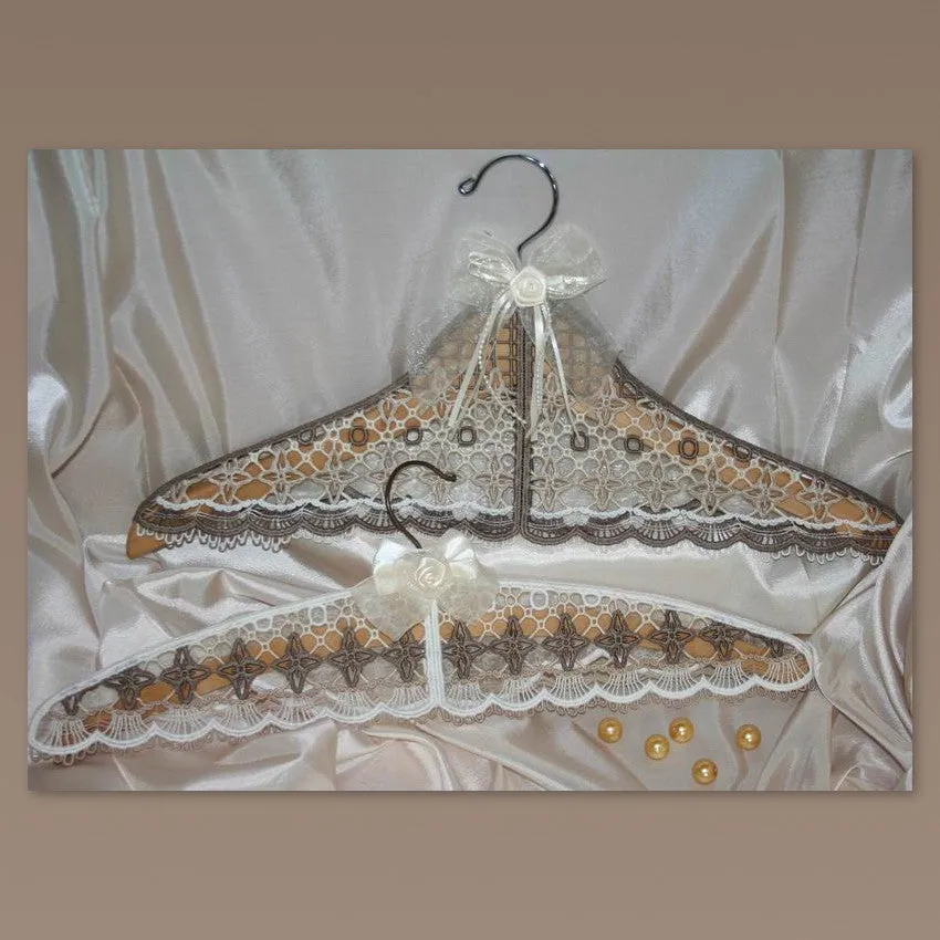 Vintage Lace Hanger Cover